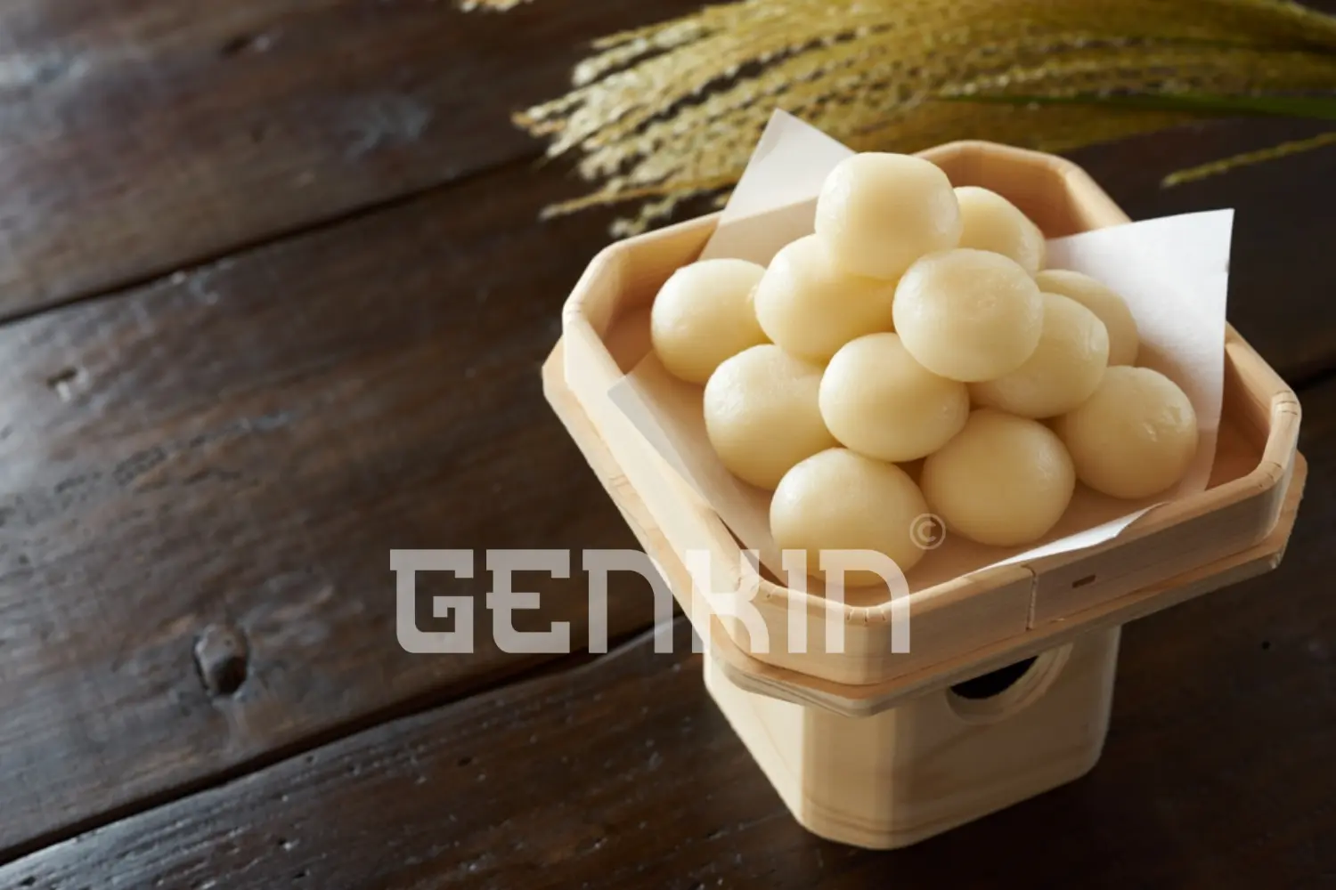 Tsukimi Dango – Bánh Truyền Thống Cho Lễ Hội Mùa Thu Nhật Bản